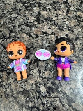 L.O.L. Surprise! Dolls with Purple and Turquoise Outfits